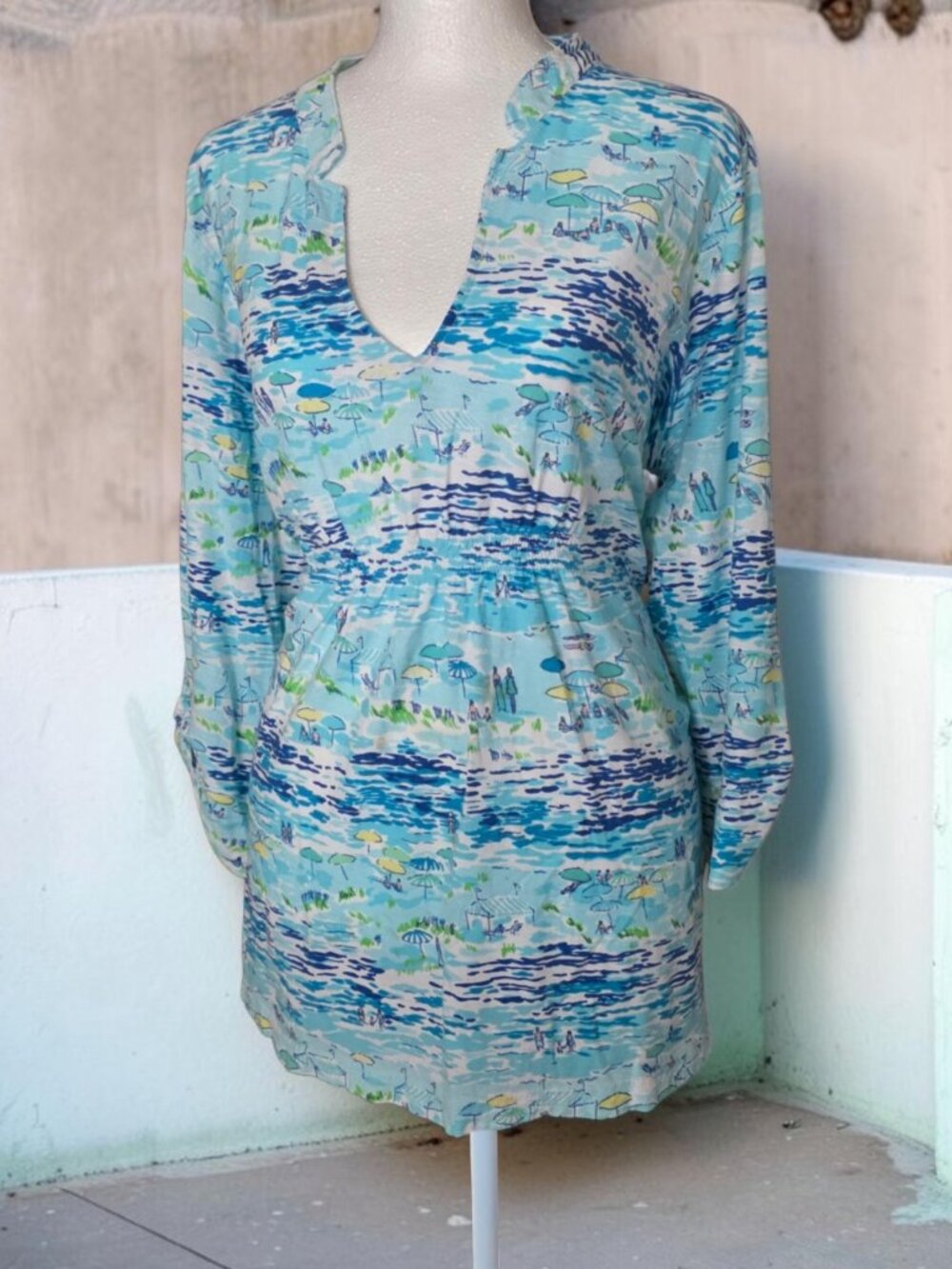 EUC LILLY PULITZER (XL) BEACH SCENE PRINT TUNIC V Neck 3/4 Sleeve Front Pleated